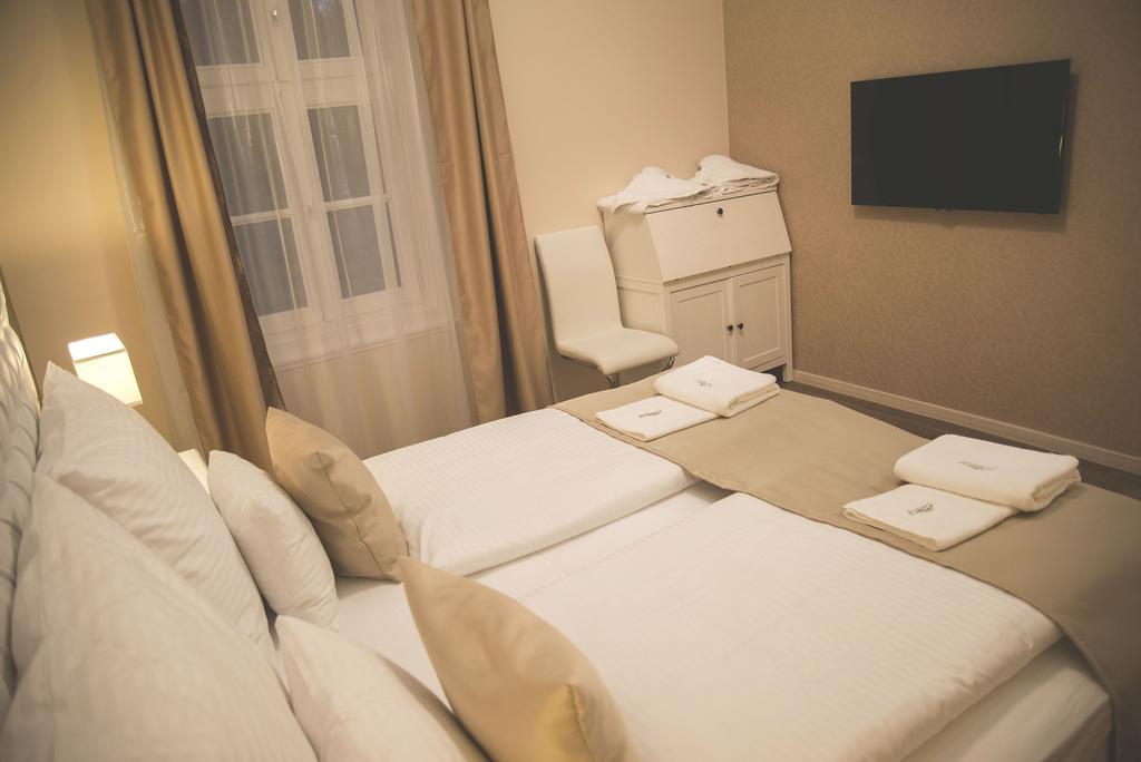 Munkacsy Hotel Бекешчаба Номер фото